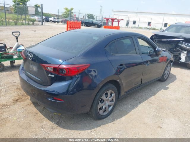 Photo 3 VIN: JM1BM1T71G1299806 - MAZDA MAZDA3 