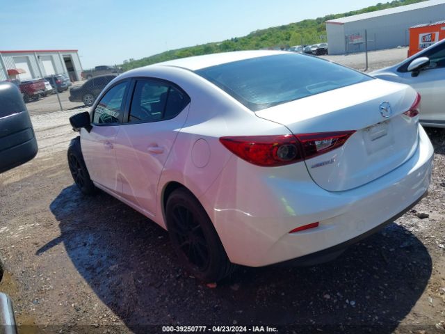 Photo 2 VIN: JM1BM1T71G1347983 - MAZDA MAZDA3 