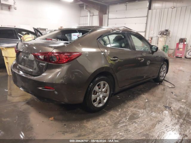 Photo 3 VIN: JM1BM1T72F1256753 - MAZDA MAZDA3 