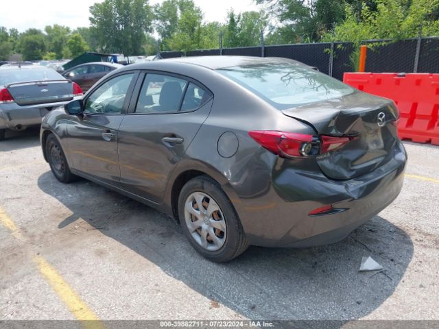 Photo 2 VIN: JM1BM1T72G1318671 - MAZDA MAZDA3 