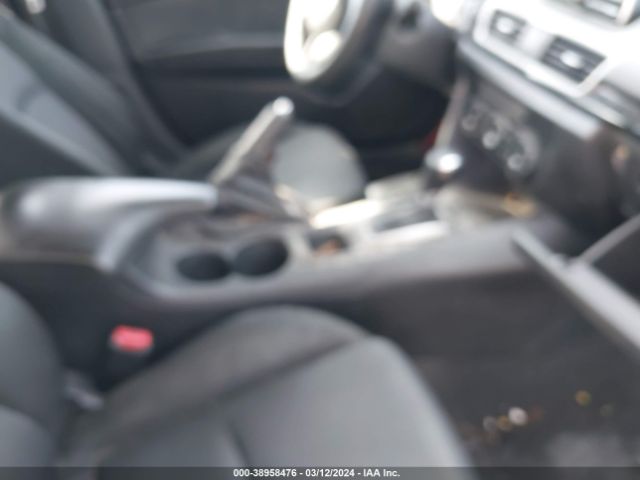 Photo 4 VIN: JM1BM1T73E1166509 - MAZDA MAZDA3 