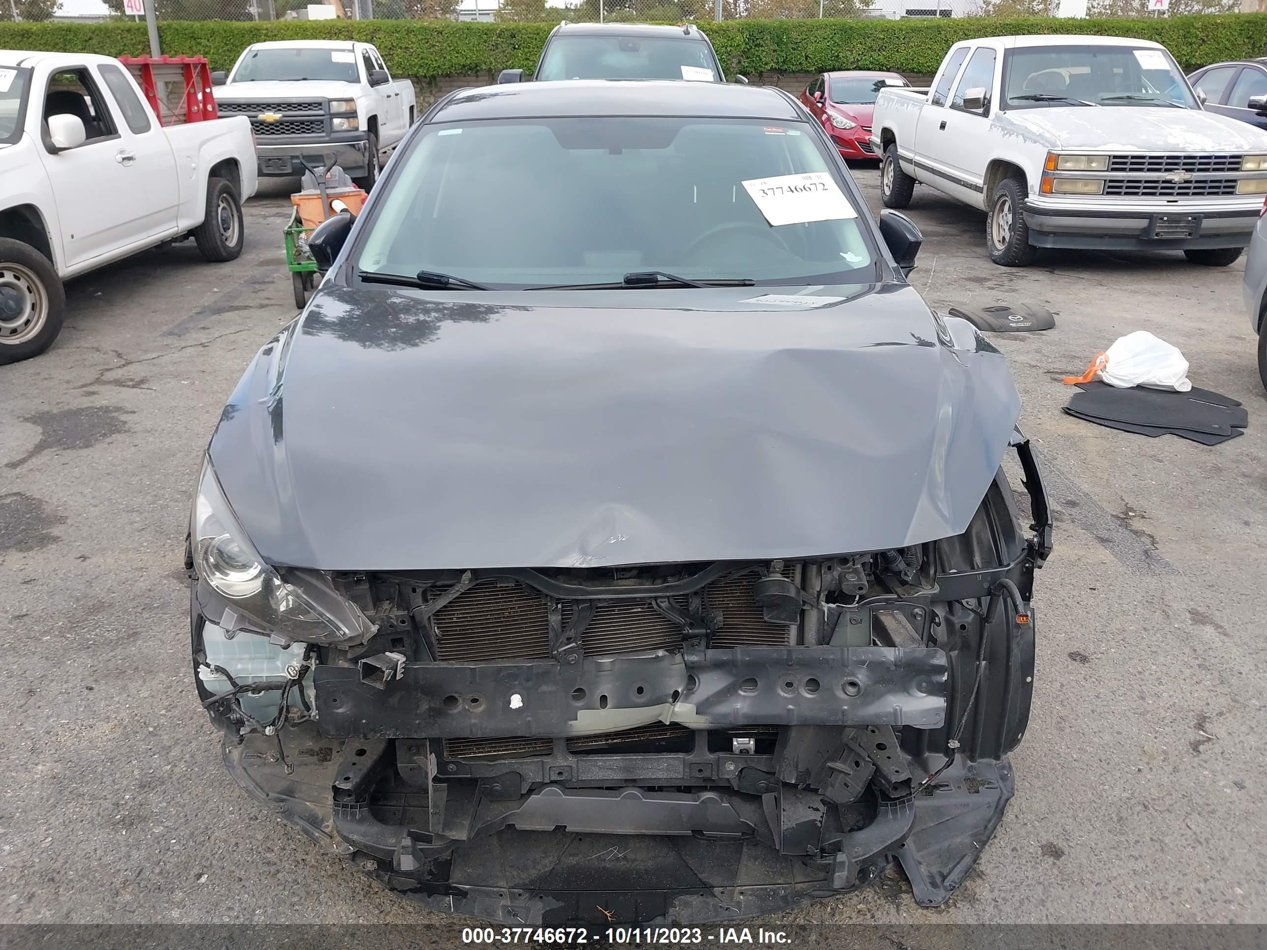 Photo 12 VIN: JM1BM1T74F1233152 - MAZDA 3 