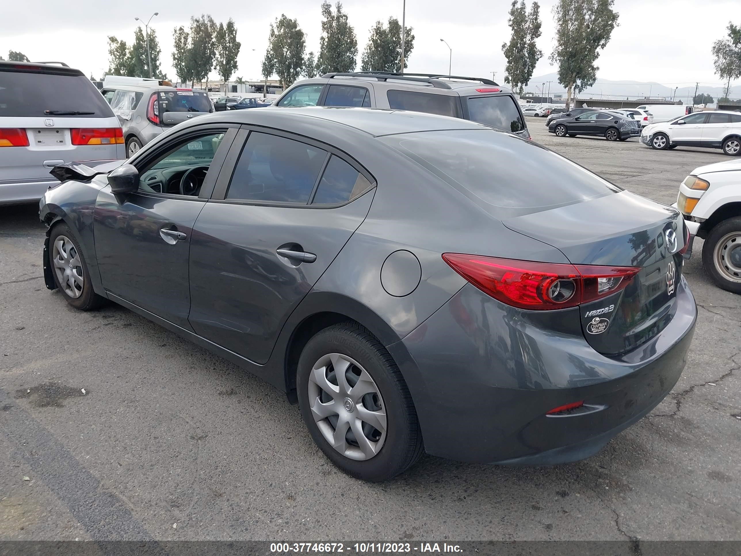 Photo 2 VIN: JM1BM1T74F1233152 - MAZDA 3 