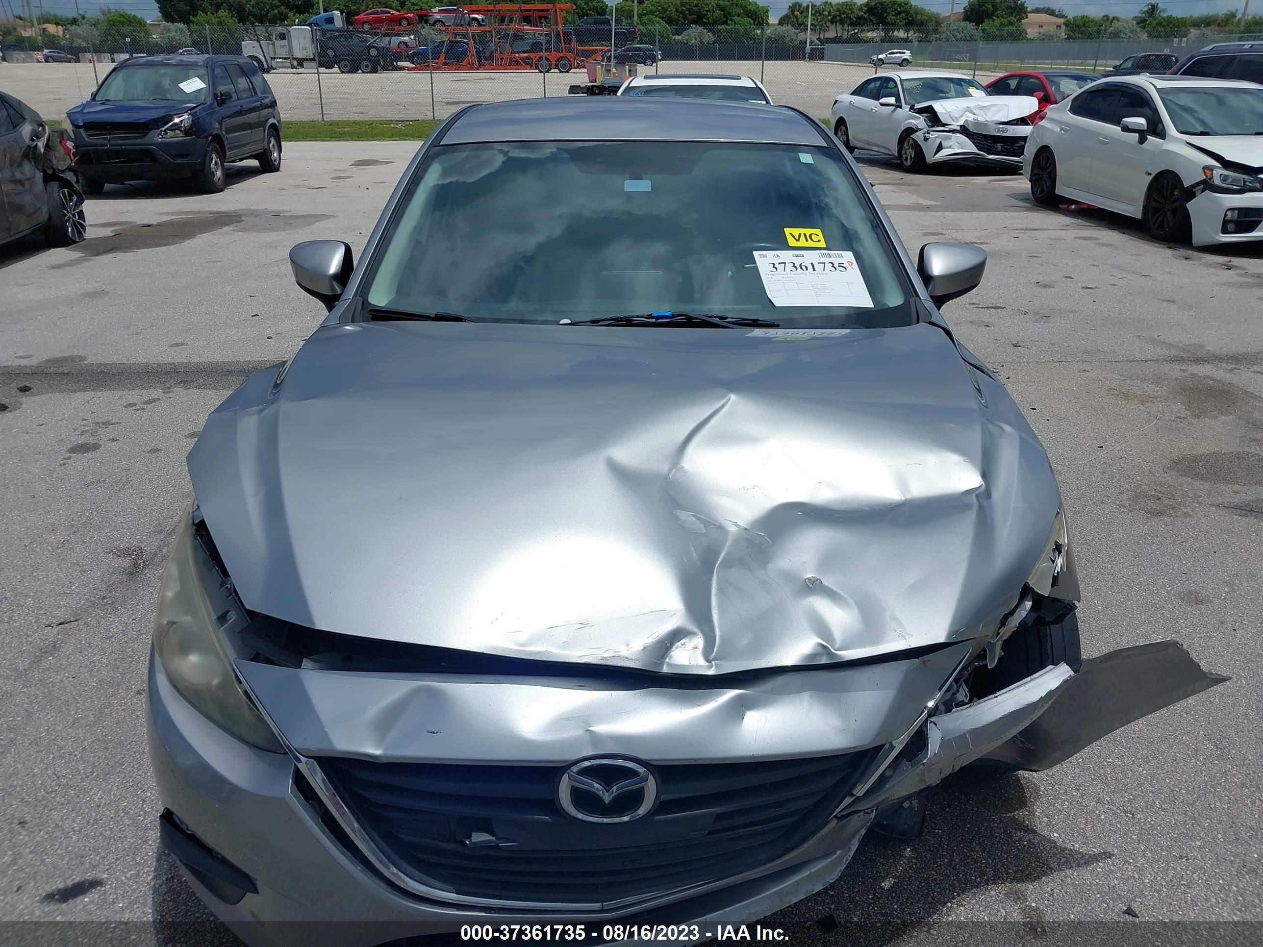 Photo 11 VIN: JM1BM1T74G1299458 - MAZDA 3 