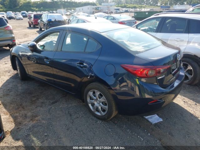 Photo 2 VIN: JM1BM1T74G1312130 - MAZDA MAZDA3 