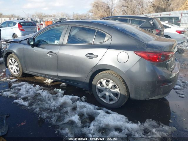 Photo 2 VIN: JM1BM1T74G1354362 - MAZDA MAZDA3 