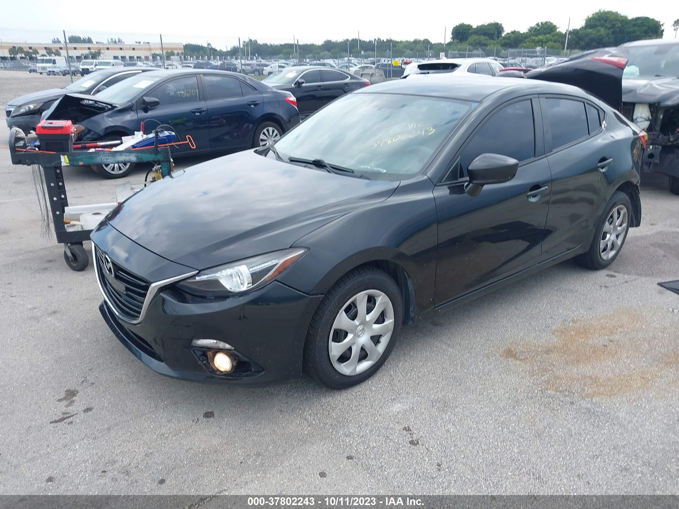 Photo 1 VIN: JM1BM1T77E1136543 - MAZDA 3 