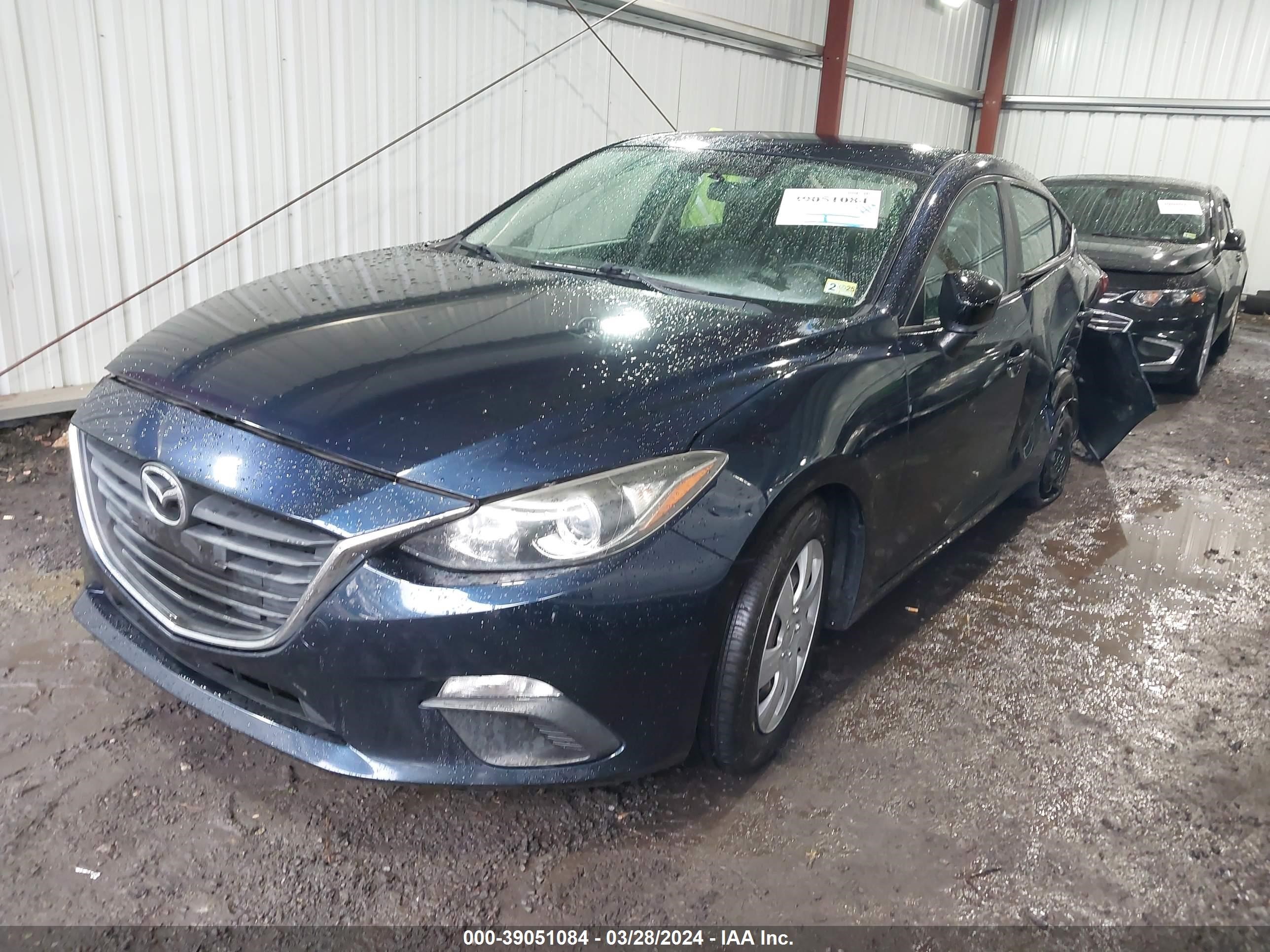 Photo 1 VIN: JM1BM1T77E1157103 - MAZDA 3 