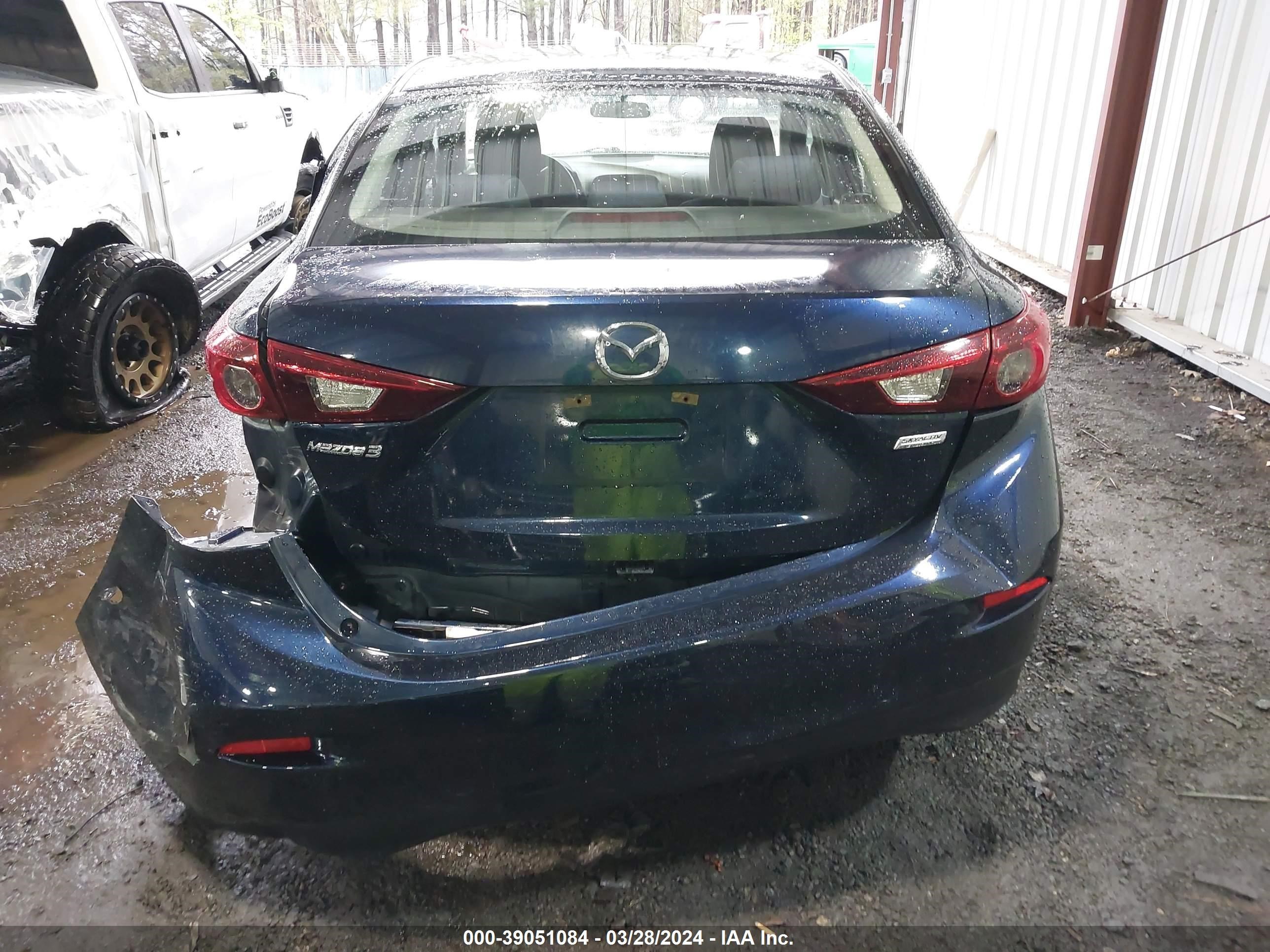 Photo 15 VIN: JM1BM1T77E1157103 - MAZDA 3 