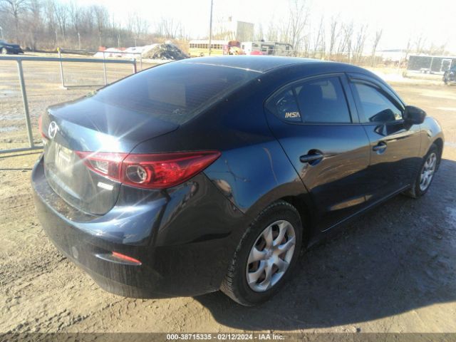 Photo 3 VIN: JM1BM1T77G1314941 - MAZDA MAZDA3 