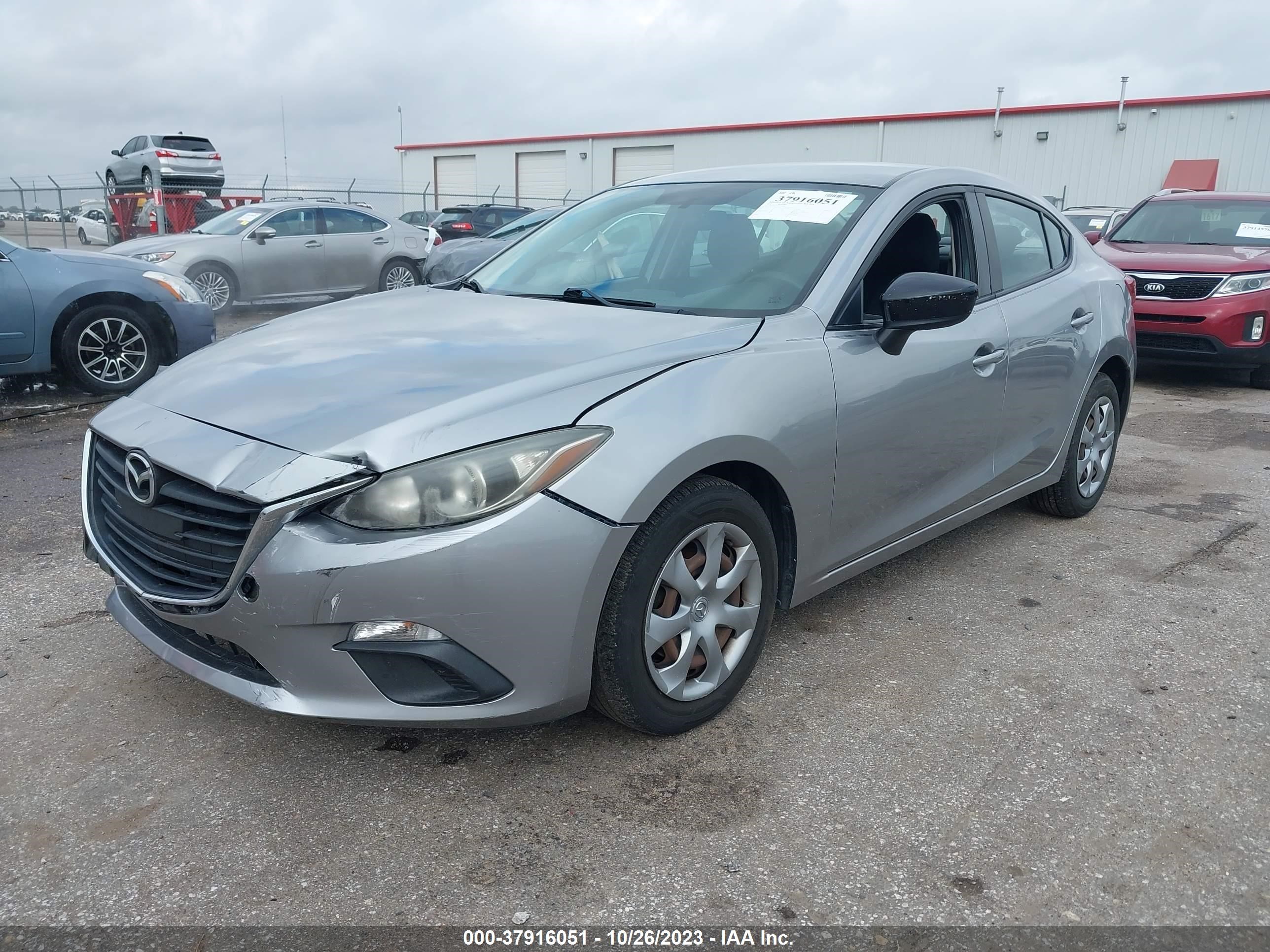 Photo 1 VIN: JM1BM1T78F1243747 - MAZDA 3 