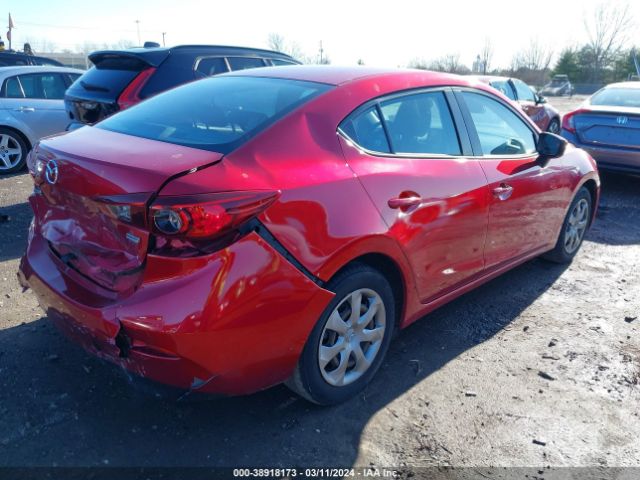 Photo 3 VIN: JM1BM1T78G1305102 - MAZDA MAZDA3 