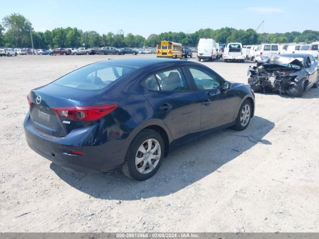 Photo 3 VIN: JM1BM1T78G1312129 - MAZDA MAZDA3 