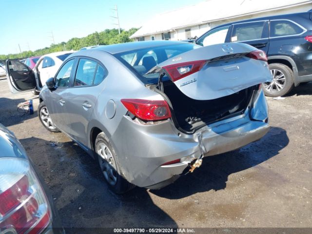 Photo 2 VIN: JM1BM1T79F1239979 - MAZDA MAZDA3 