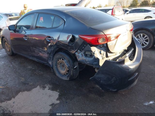 Photo 2 VIN: JM1BM1T7XG1328431 - MAZDA MAZDA3 