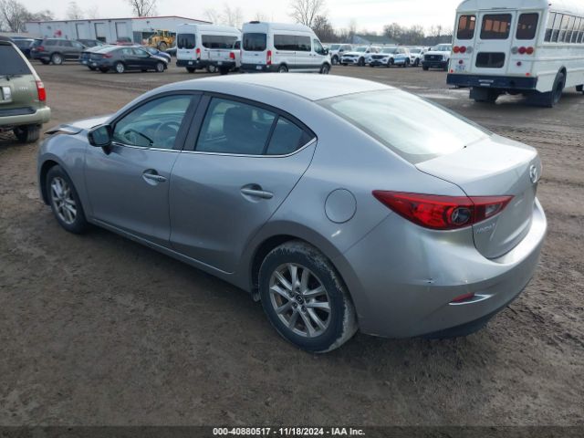 Photo 2 VIN: JM1BM1U70G1312950 - MAZDA MAZDA3 