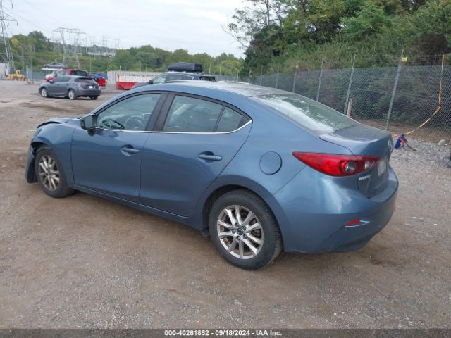 Photo 2 VIN: JM1BM1U72G1315770 - MAZDA MAZDA3 