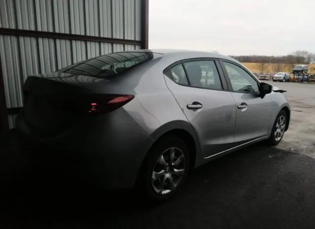 Photo 3 VIN: JM1BM1U75E1125023 - MAZDA MAZDA3 