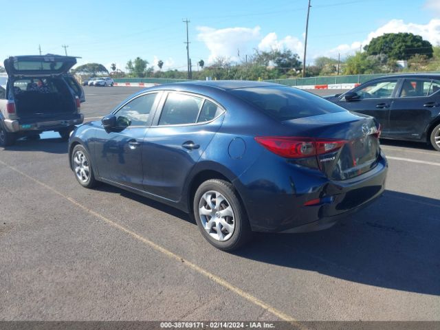 Photo 2 VIN: JM1BM1U75E1163965 - MAZDA MAZDA3 