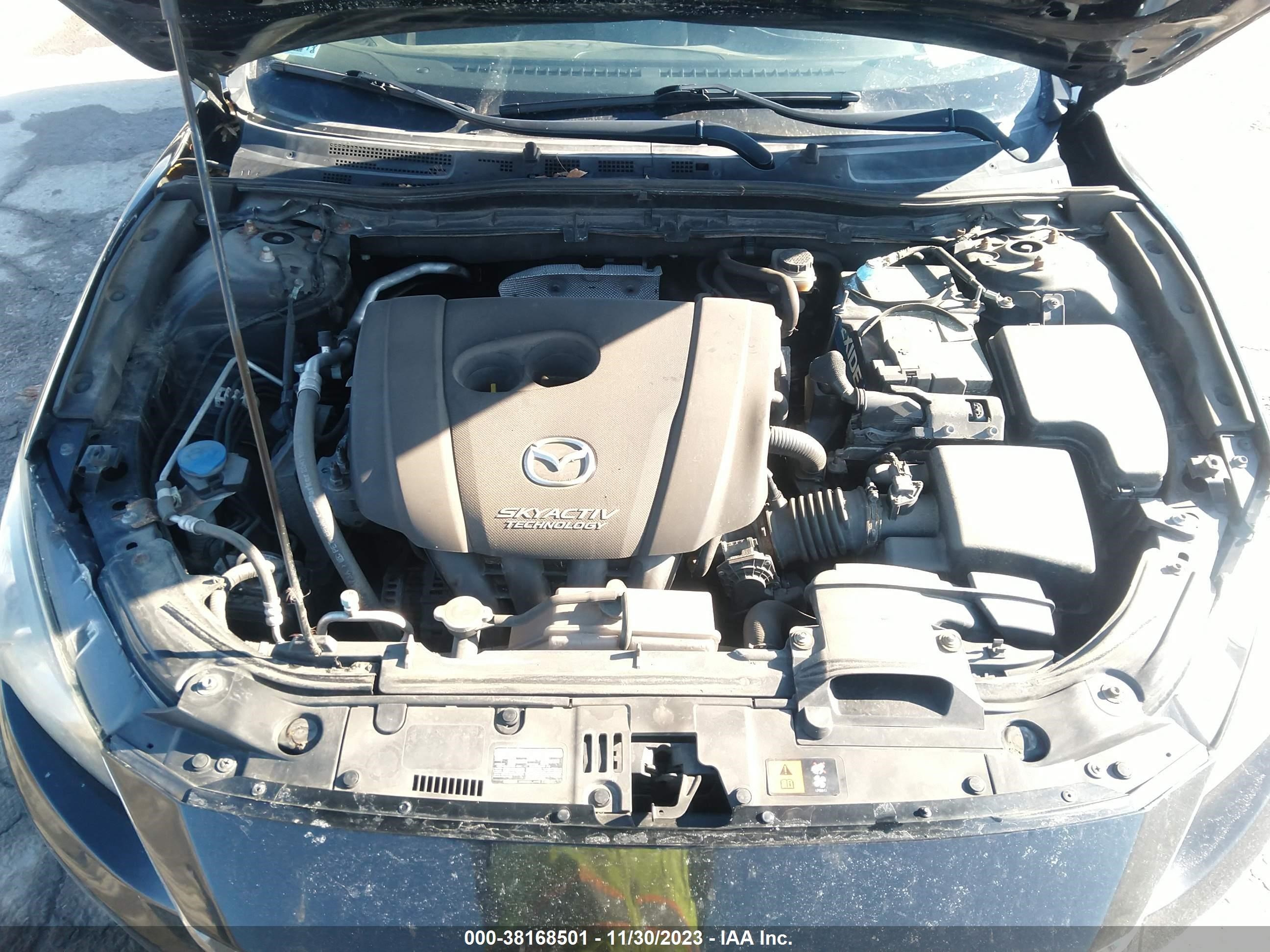 Photo 9 VIN: JM1BM1U75E1185562 - MAZDA 3 