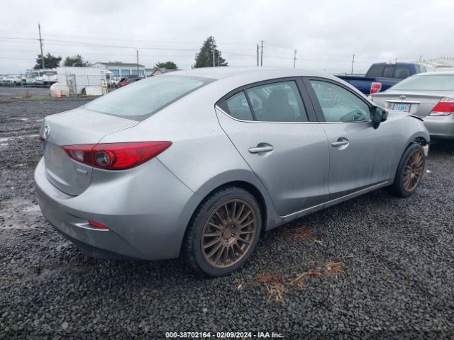 Photo 3 VIN: JM1BM1U75G1304424 - MAZDA MAZDA3 