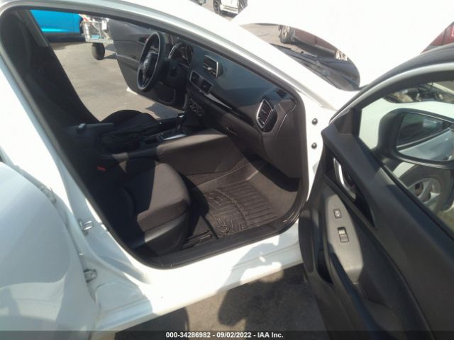 Photo 4 VIN: JM1BM1U76E1167670 - MAZDA 3 