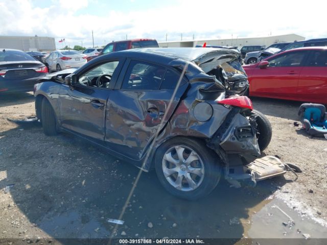 Photo 2 VIN: JM1BM1U76E1185456 - MAZDA MAZDA3 