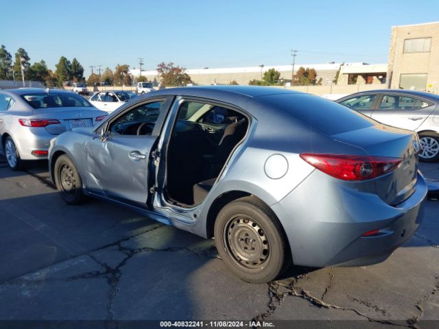 Photo 2 VIN: JM1BM1U77F1251739 - MAZDA MAZDA3 