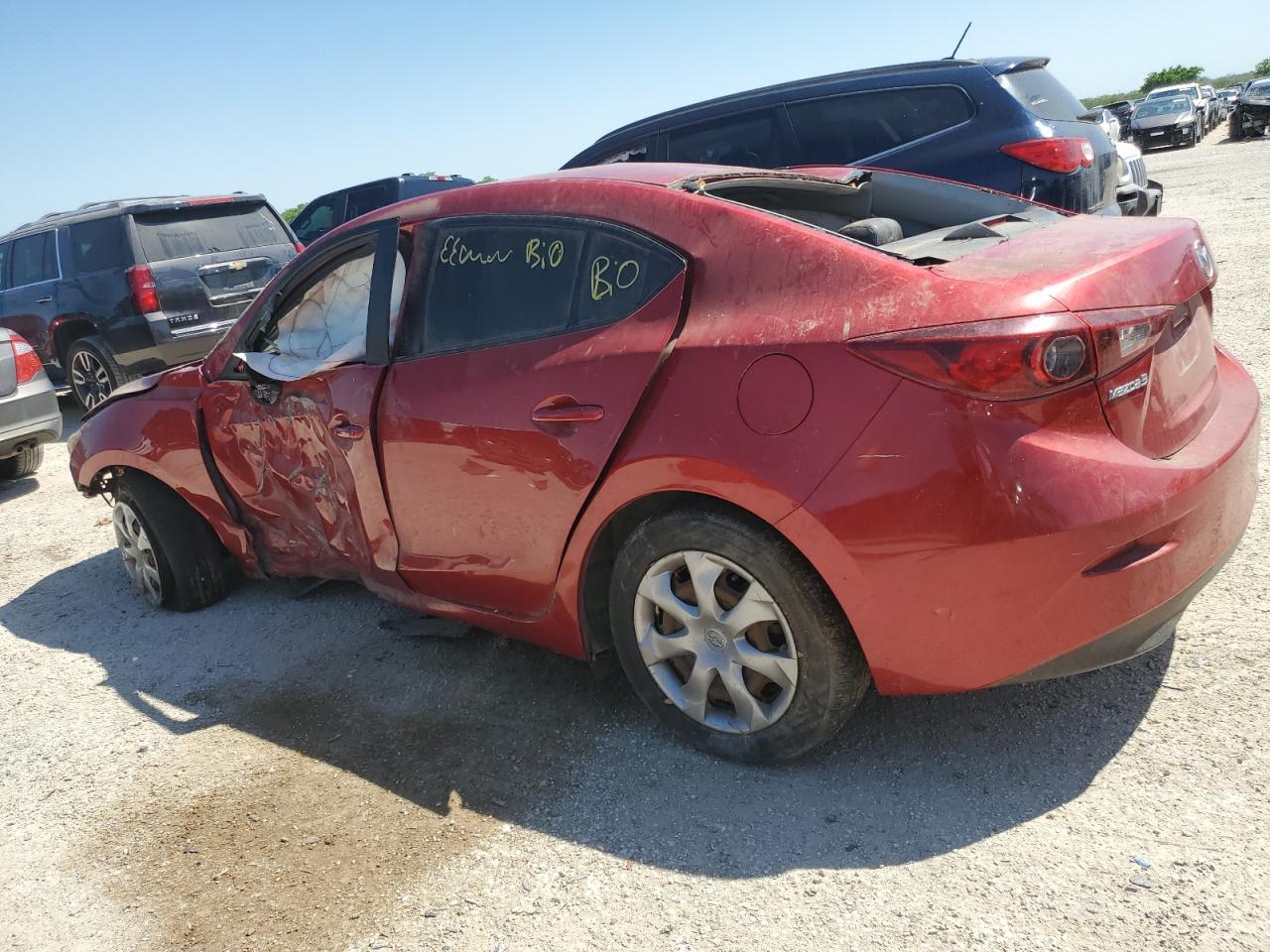 Photo 1 VIN: JM1BM1U78E1124724 - MAZDA 3 