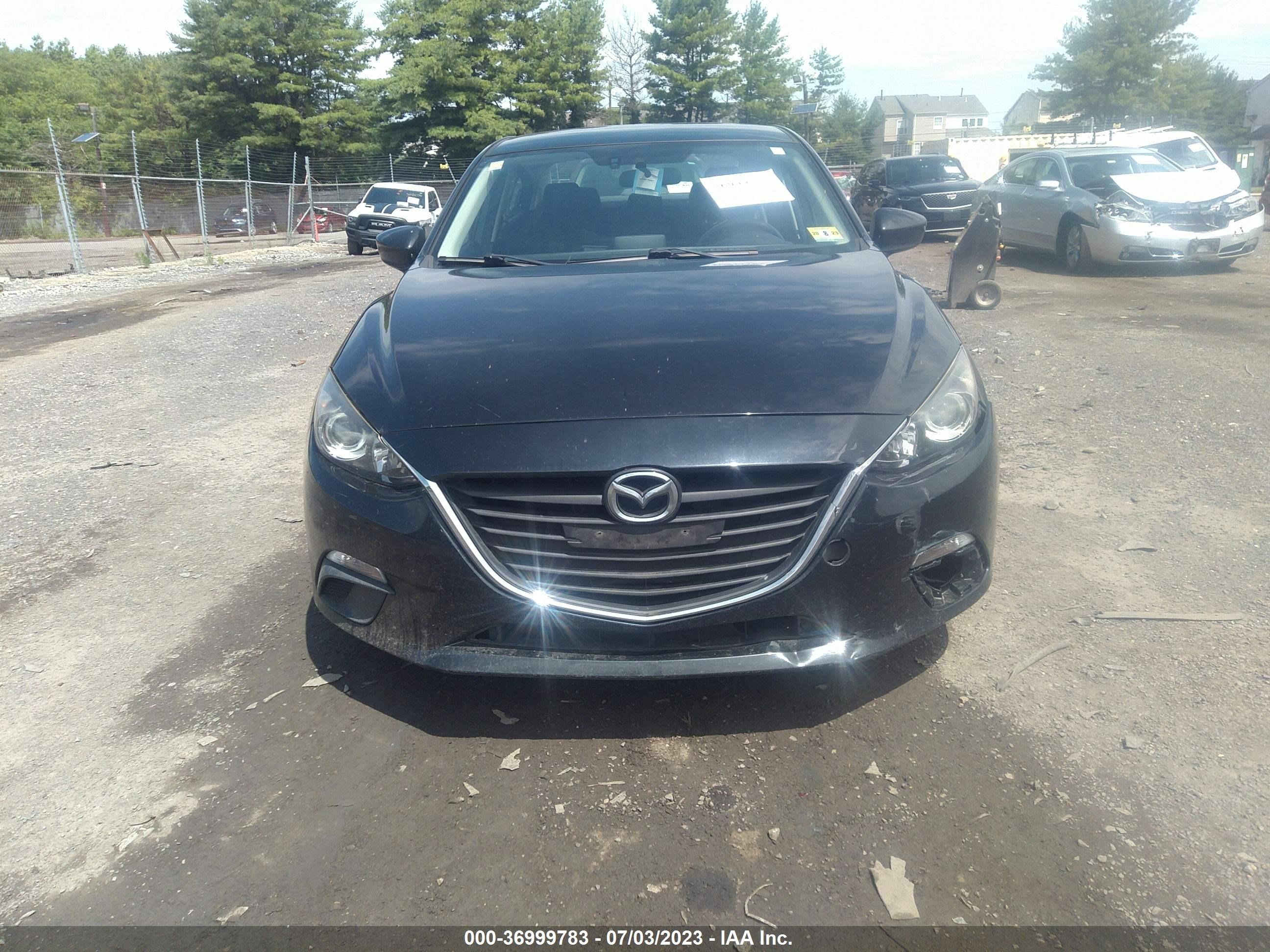 Photo 11 VIN: JM1BM1U78G1346716 - MAZDA 3 