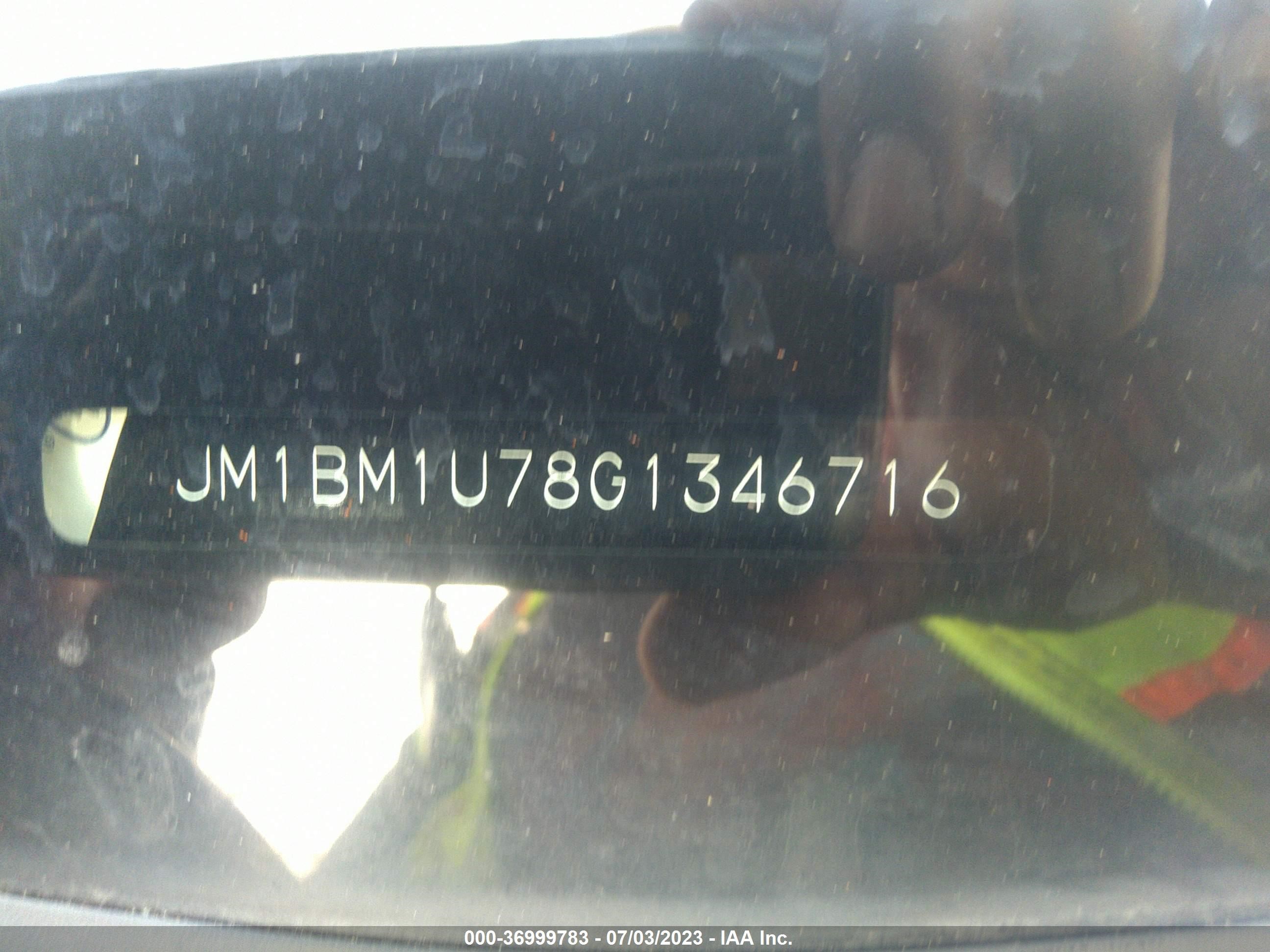 Photo 8 VIN: JM1BM1U78G1346716 - MAZDA 3 