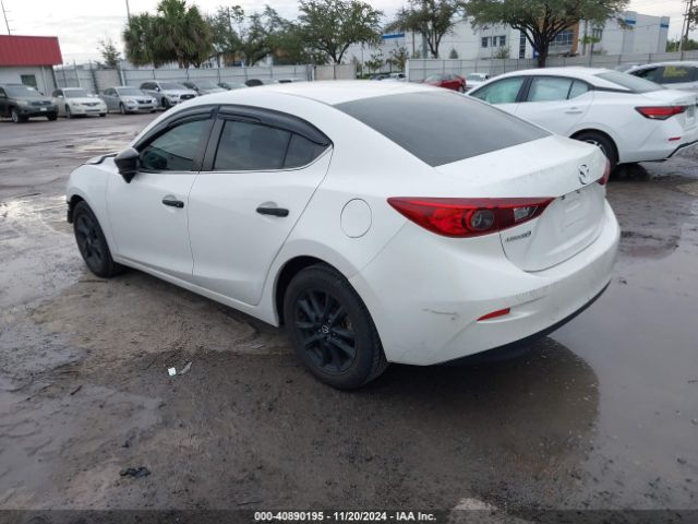 Photo 2 VIN: JM1BM1U79G1313806 - MAZDA MAZDA3 