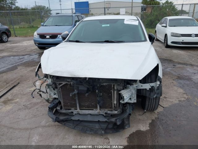 Photo 5 VIN: JM1BM1U79G1313806 - MAZDA MAZDA3 