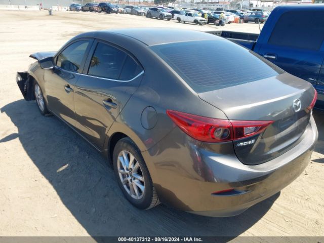 Photo 2 VIN: JM1BM1U7XG1294943 - MAZDA MAZDA3 