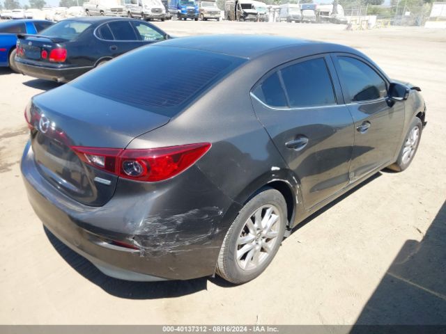 Photo 3 VIN: JM1BM1U7XG1294943 - MAZDA MAZDA3 