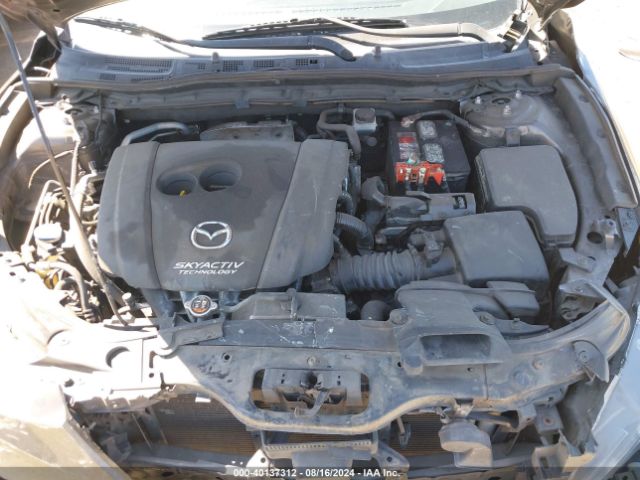 Photo 9 VIN: JM1BM1U7XG1294943 - MAZDA MAZDA3 