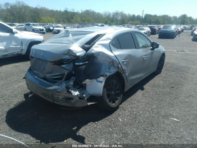 Photo 3 VIN: JM1BM1U7XG1328170 - MAZDA MAZDA3 