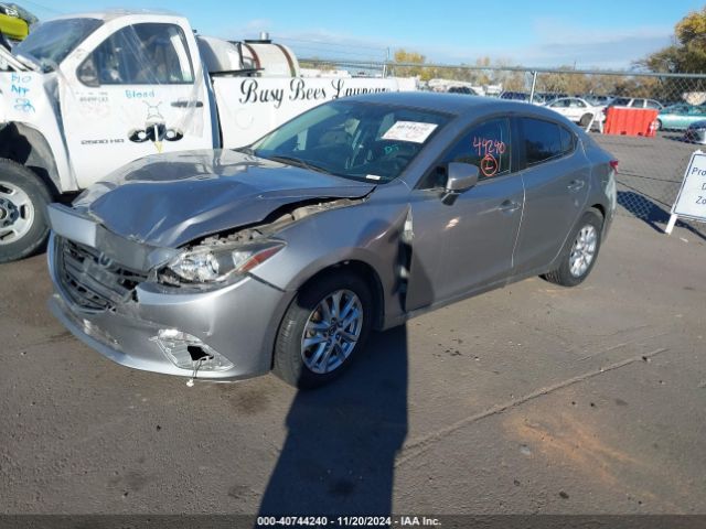 Photo 1 VIN: JM1BM1U7XG1330548 - MAZDA MAZDA3 