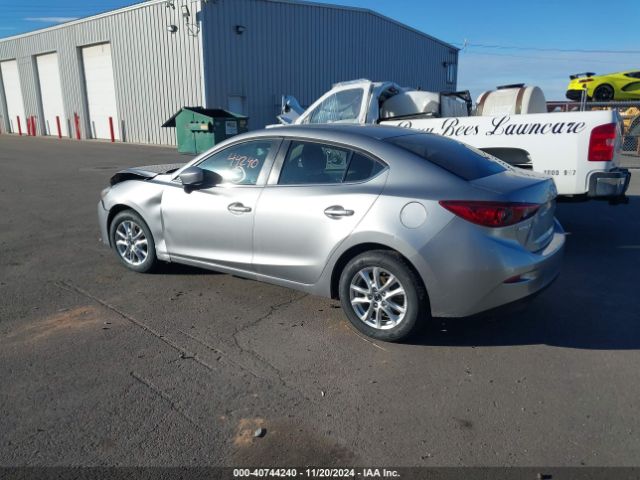 Photo 2 VIN: JM1BM1U7XG1330548 - MAZDA MAZDA3 