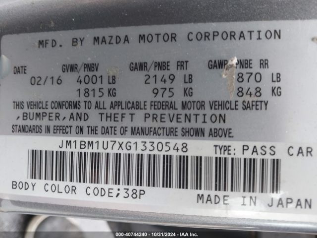 Photo 8 VIN: JM1BM1U7XG1330548 - MAZDA MAZDA3 