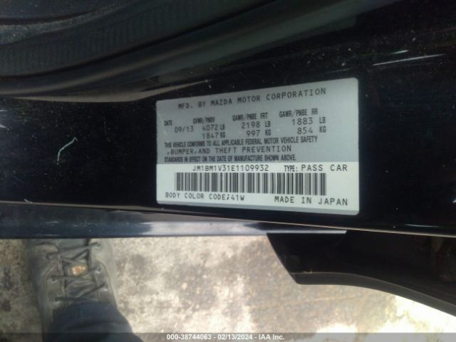 Photo 8 VIN: JM1BM1V31E1109932 - MAZDA MAZDA3 