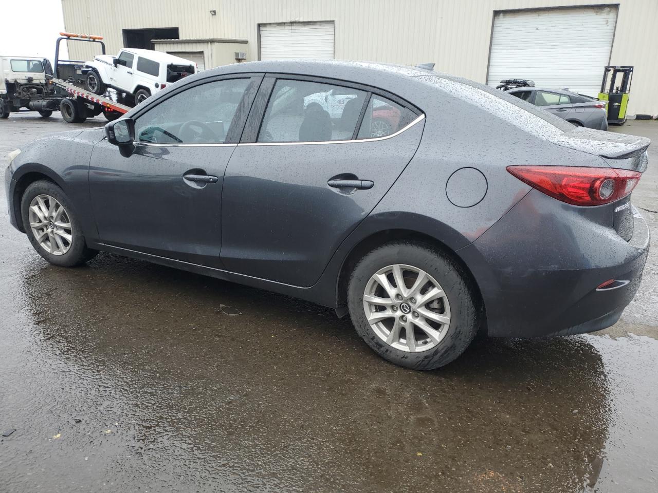 Photo 1 VIN: JM1BM1V70E1200676 - MAZDA 3 