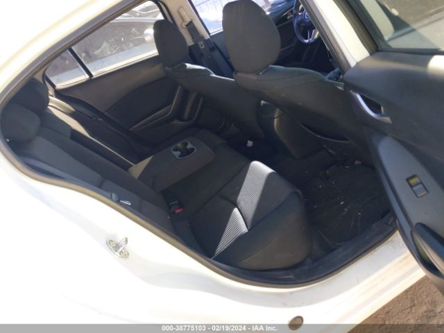 Photo 7 VIN: JM1BM1V73E1108803 - MAZDA MAZDA3 