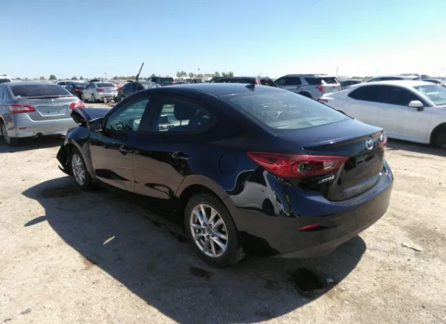 Photo 2 VIN: JM1BM1V74E1111225 - MAZDA MAZDA3 