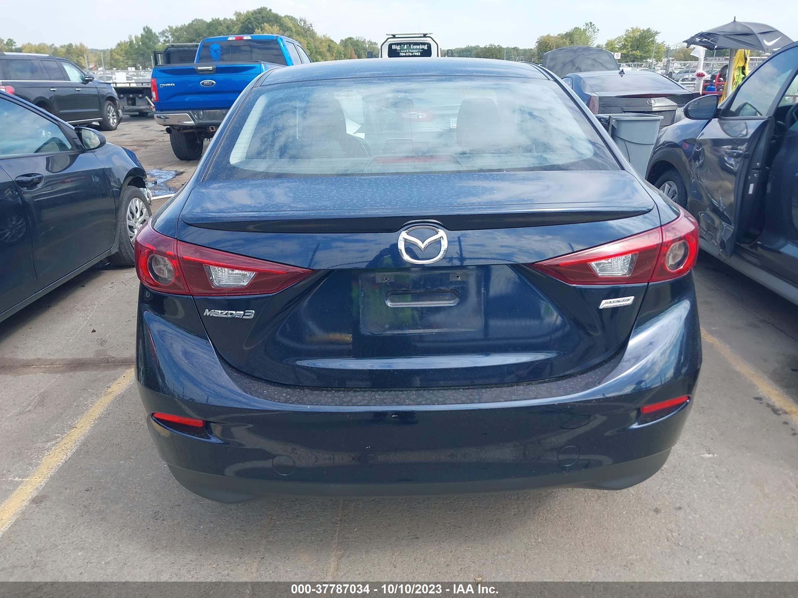 Photo 15 VIN: JM1BM1V75E1203718 - MAZDA 3 