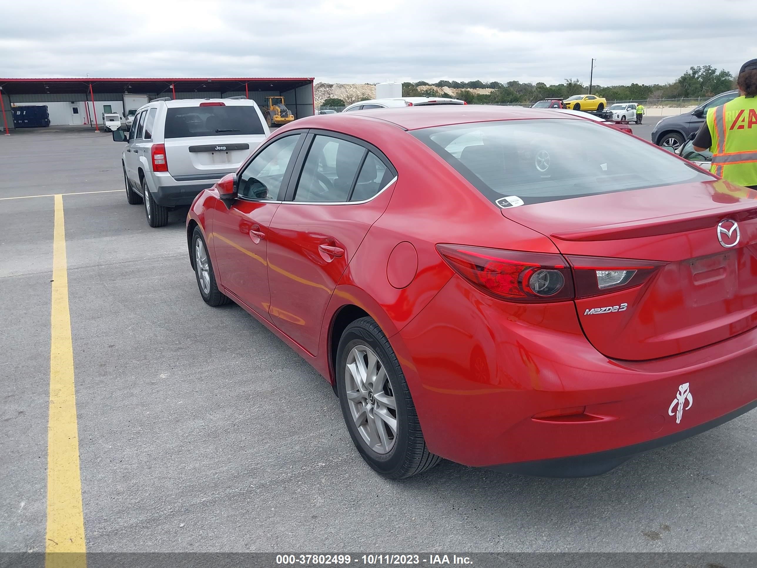 Photo 2 VIN: JM1BM1V76E1141990 - MAZDA 3 