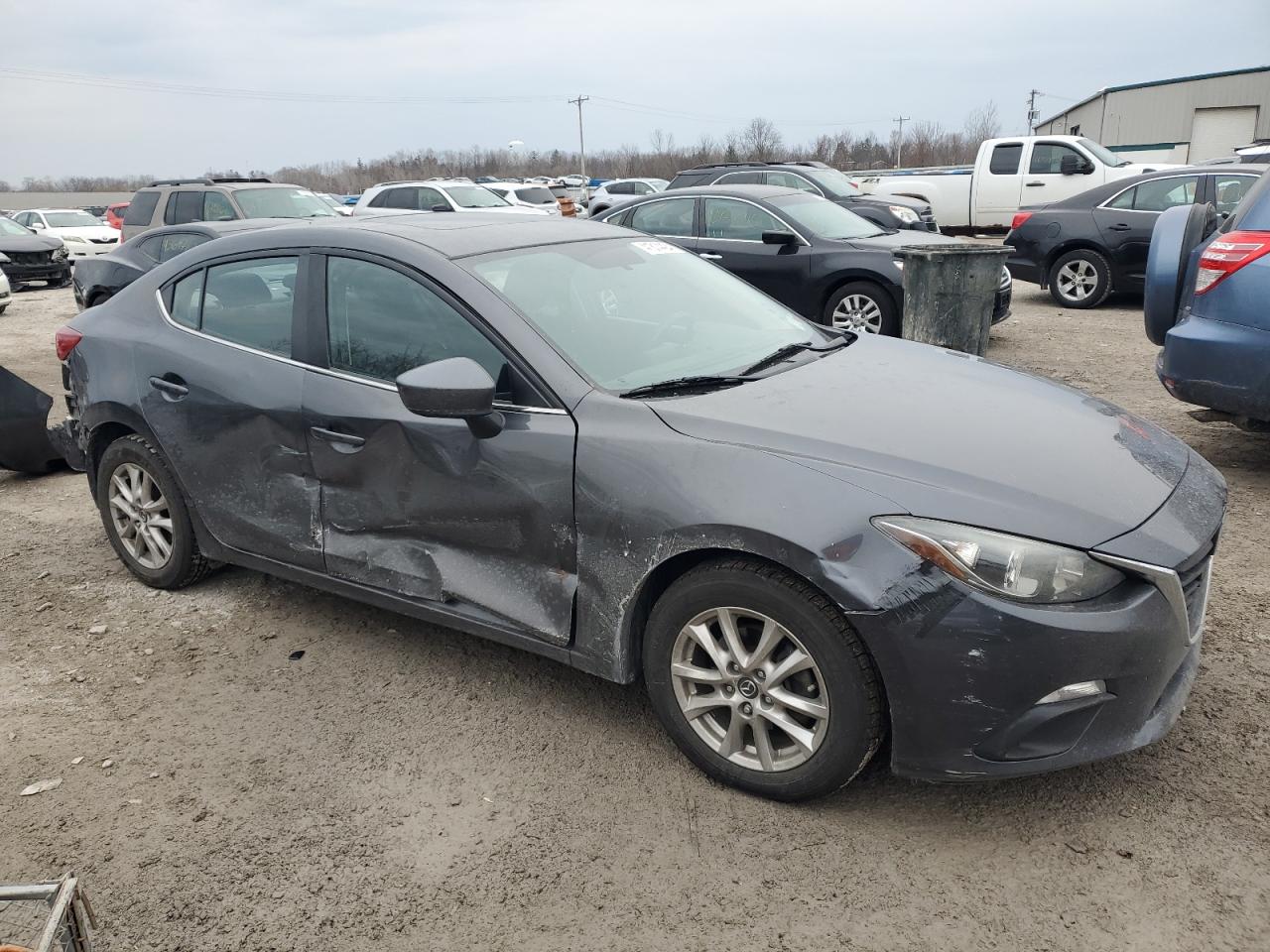 Photo 3 VIN: JM1BM1V76E1156246 - MAZDA 3 