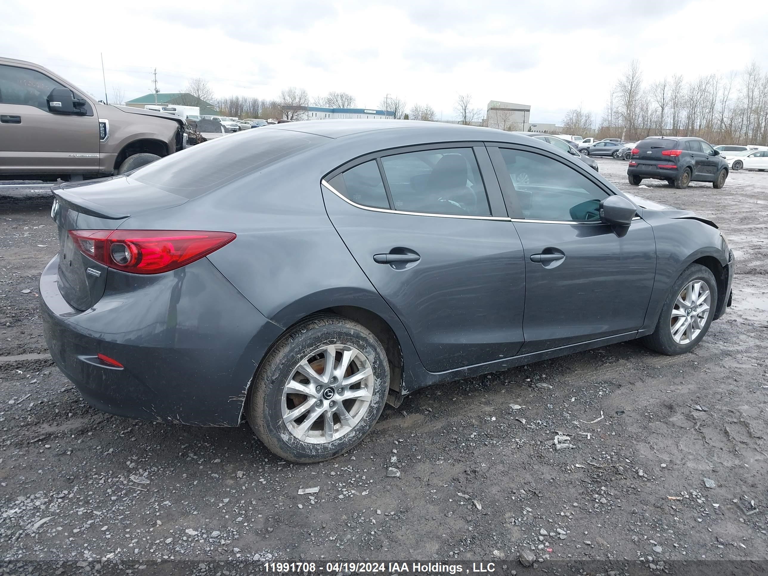 Photo 3 VIN: JM1BM1V78E1168379 - MAZDA 3 