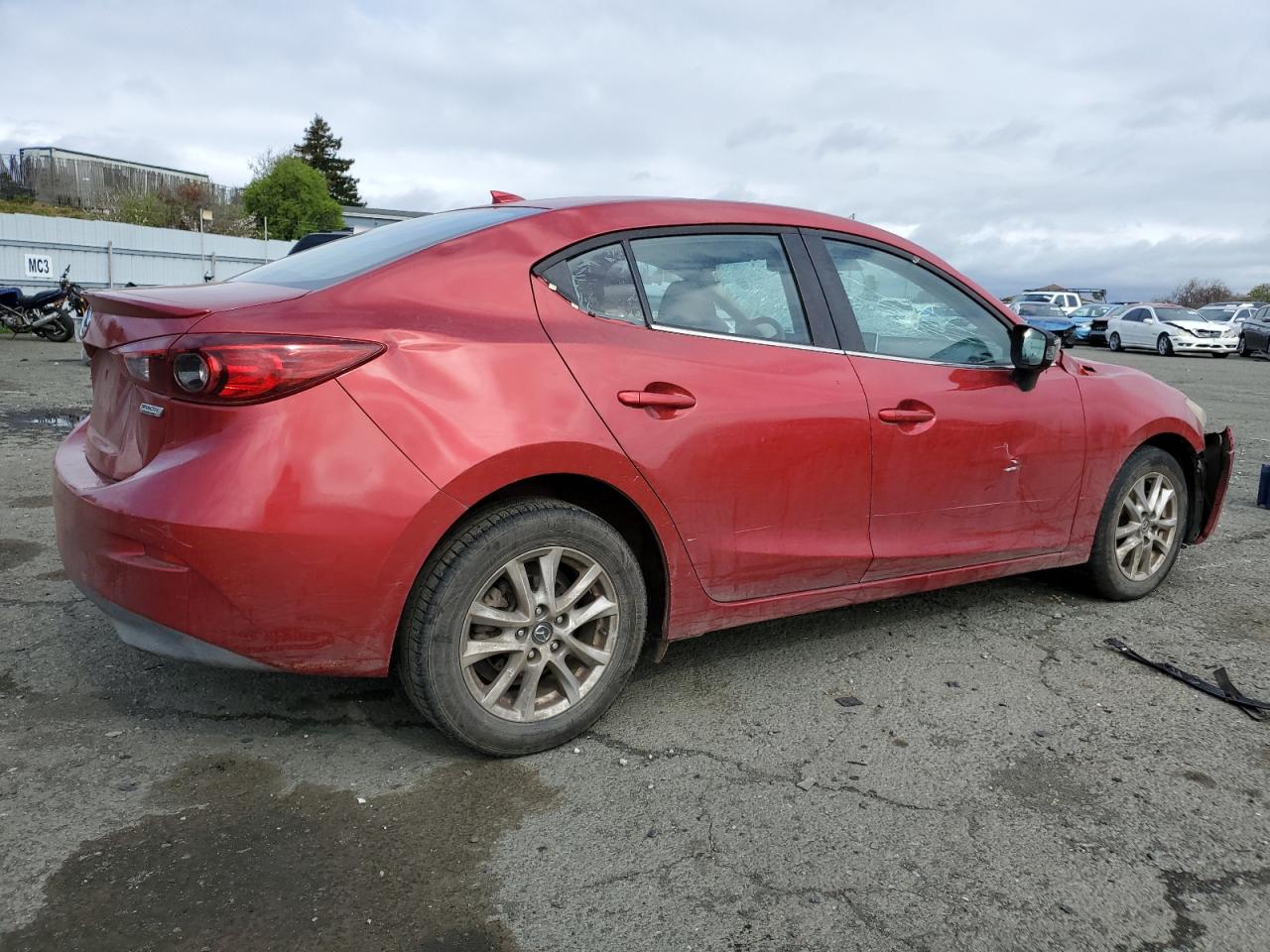 Photo 2 VIN: JM1BM1V78E1187997 - MAZDA 3 