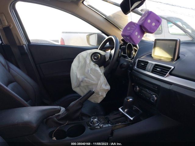 Photo 4 VIN: JM1BM1W30G1297084 - MAZDA MAZDA3 